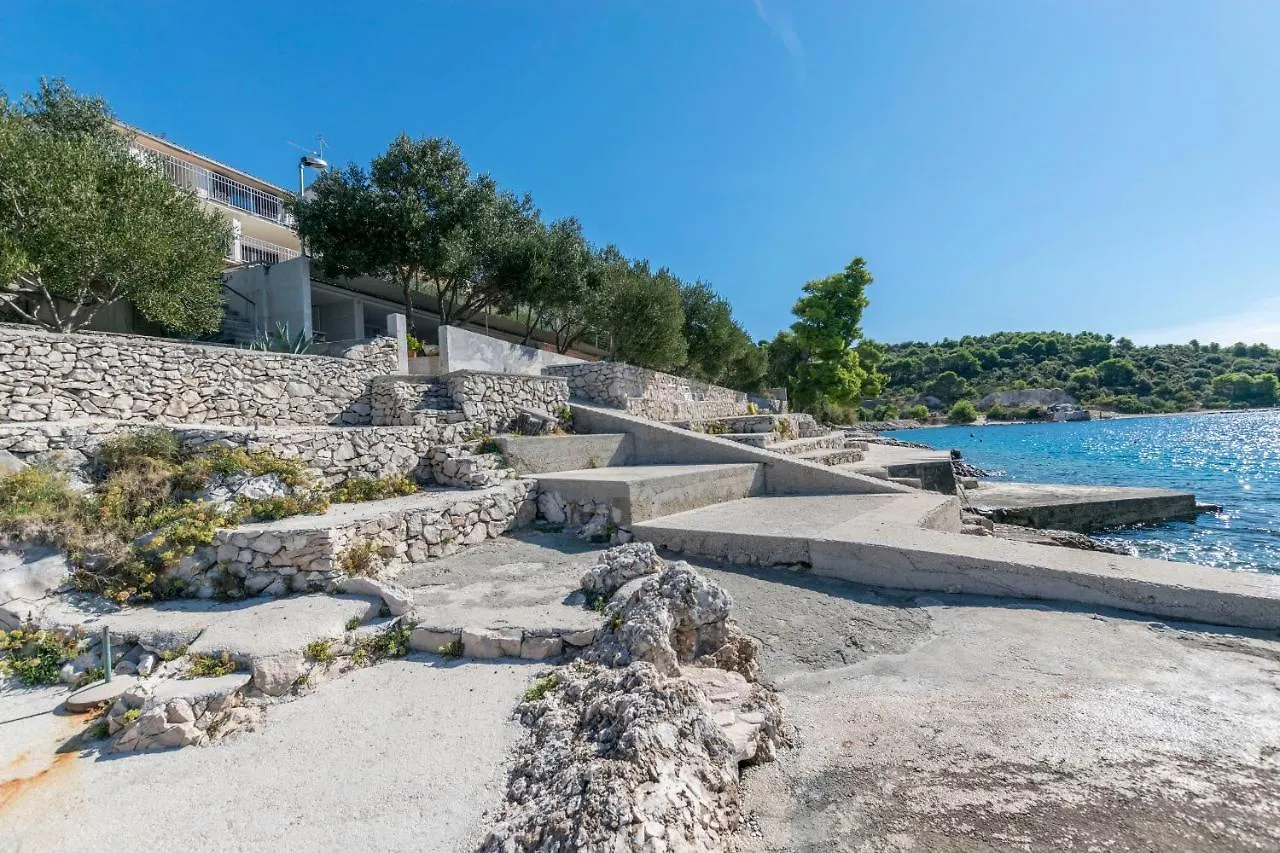 Apartments Dragica Donji Okrug  0*, Donji Okrug (Ciovo) Croatia