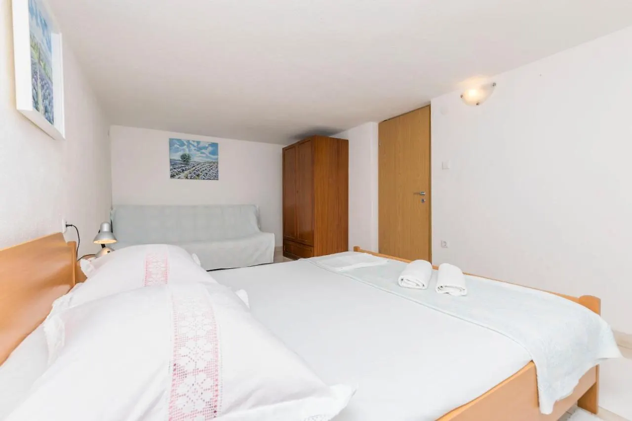 Apartments Dragica Donji Okrug
