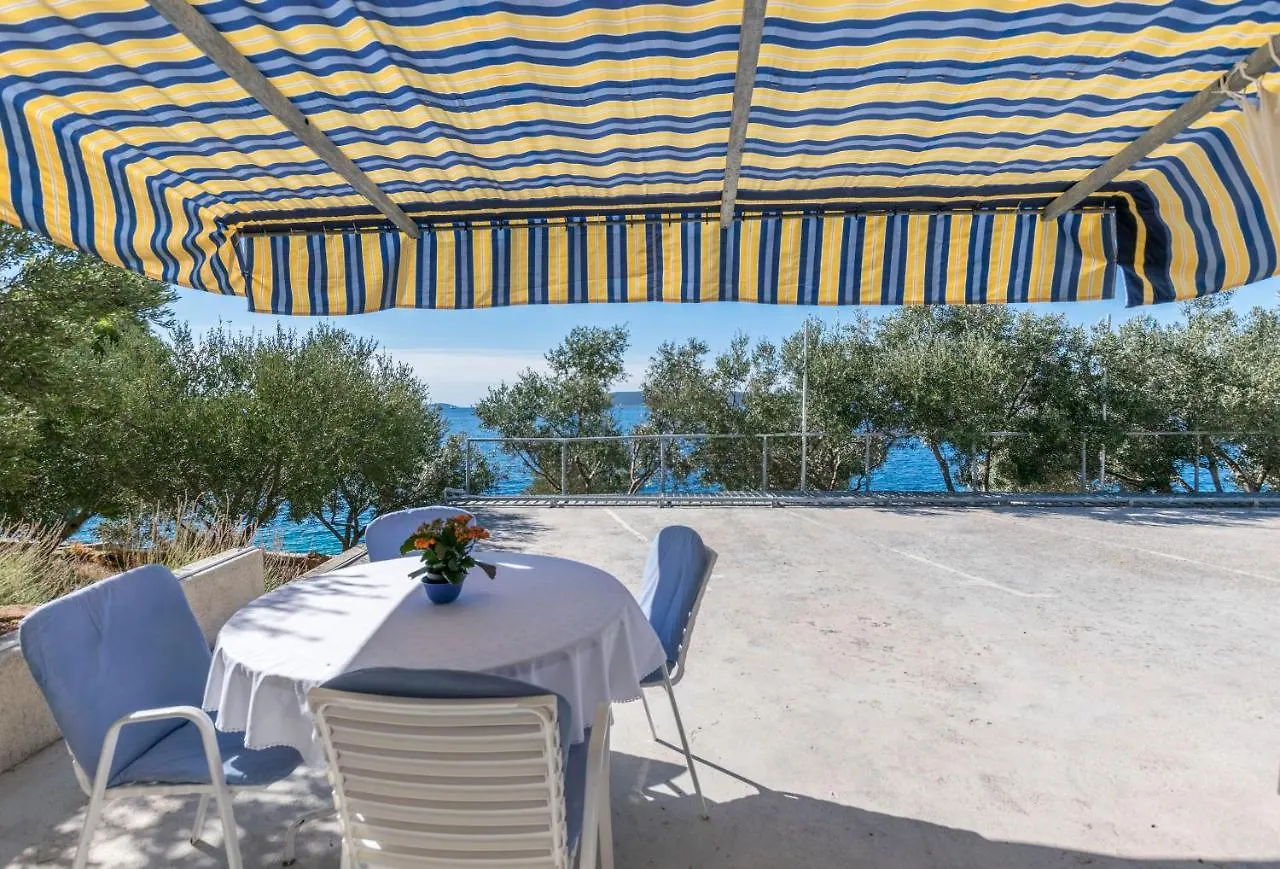 Apartments Dragica Donji Okrug  Croatia