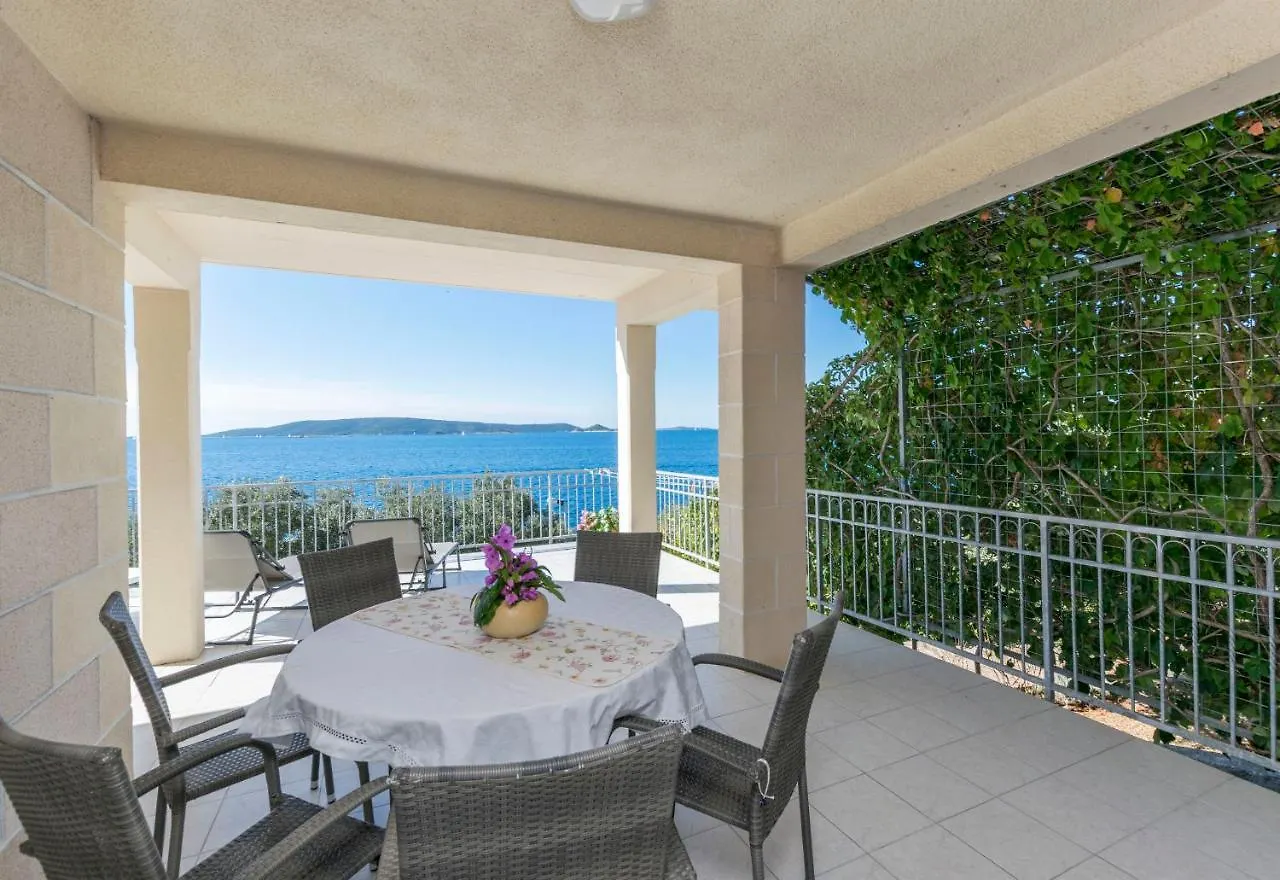 Apartments Dragica Donji Okrug  0*, Donji Okrug (Ciovo) Croatia